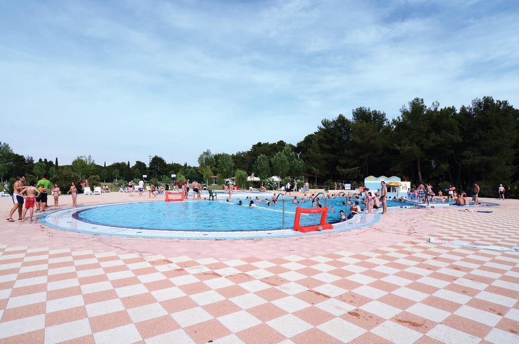 Happy Camp Mobile Homes In Centro Vacanze Bi Village Fažana Exteriér fotografie